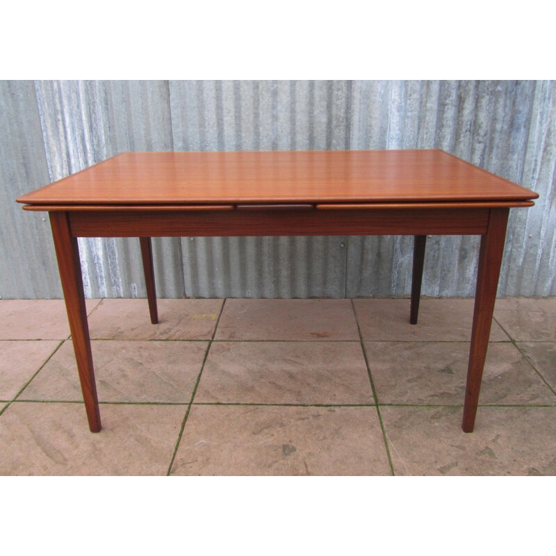 Danish extendable dining table in teak - 1960s