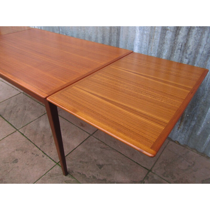 Danish extendable dining table in teak - 1960s