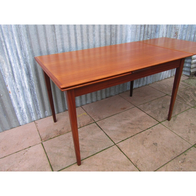 Danish extendable dining table in teak - 1960s