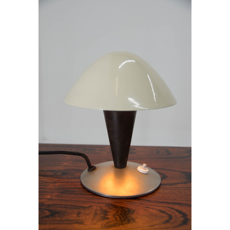 Bauhaus vintage table lamp in metal and bakelite, 1930s