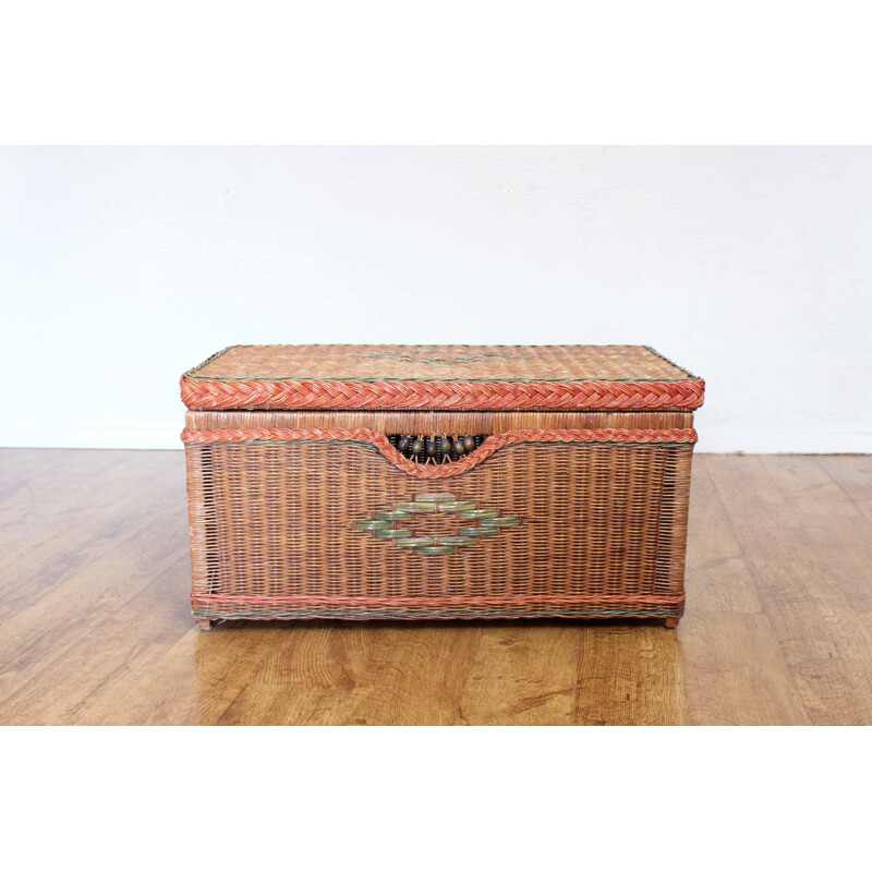 Vintage wicker trunk, 1970