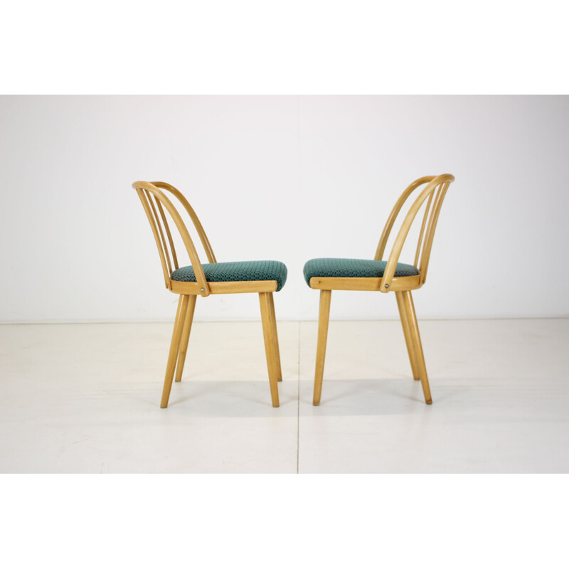 Ensemble de 4 chaises vintage en bois et tissu par Antonin Suman, Tchécoslovaquie 1960