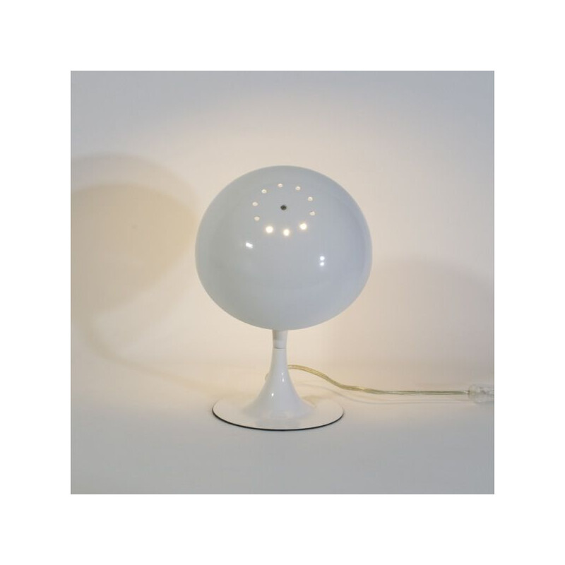 Vintage lamp in white lacquered metal