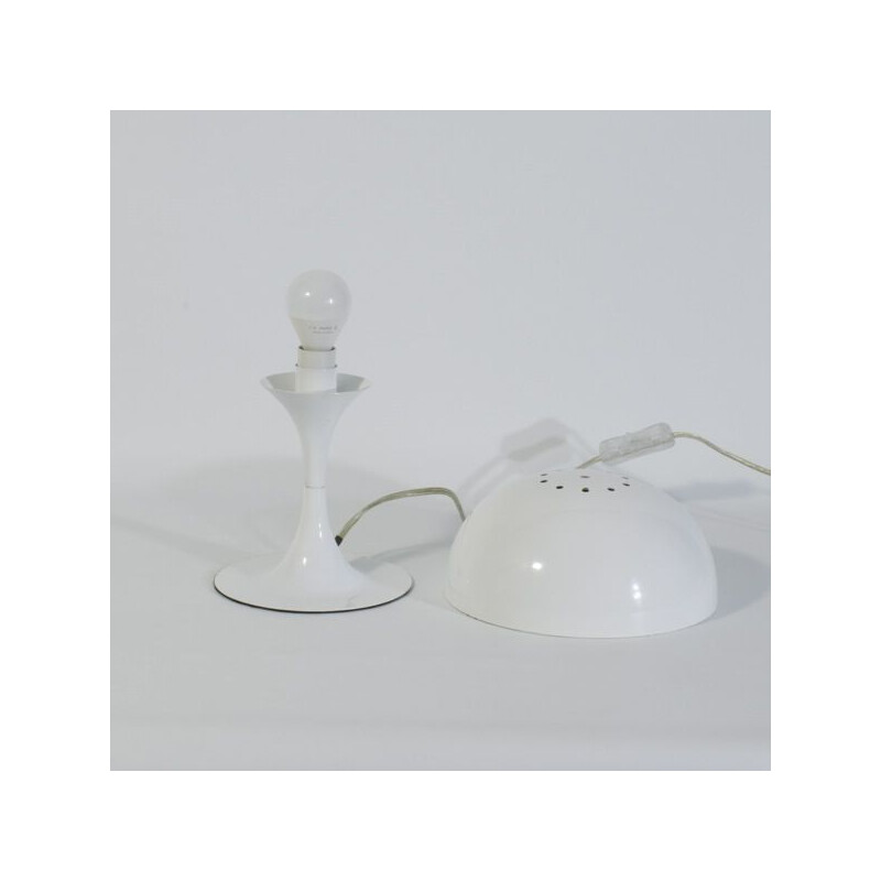 Vintage lamp in white lacquered metal