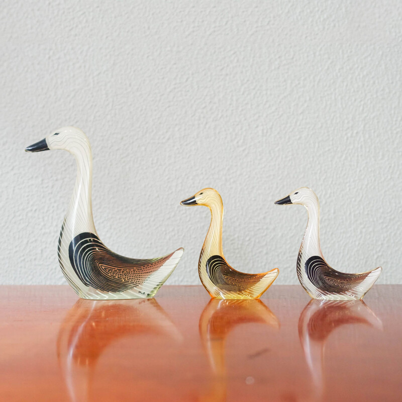 Set of 3 vintage acrylic glass geese by Abraham Palatnik, Brazil 1970