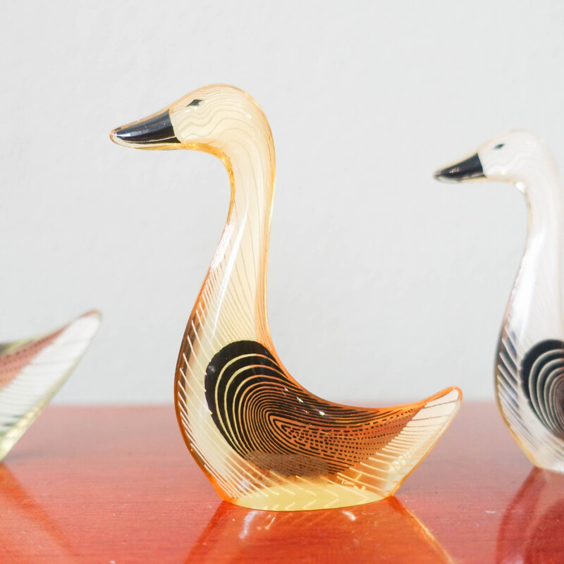 Set of 3 vintage acrylic glass geese by Abraham Palatnik, Brazil 1970