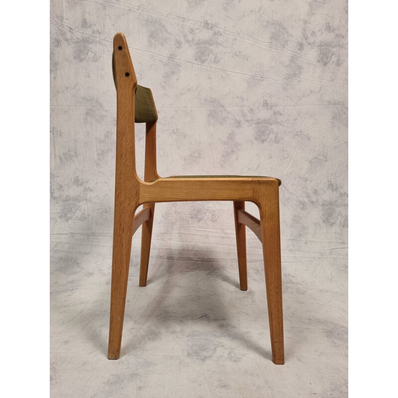 Set of 6 vintage Scandinavian oakwood chairs by Erik Buch, 1960
