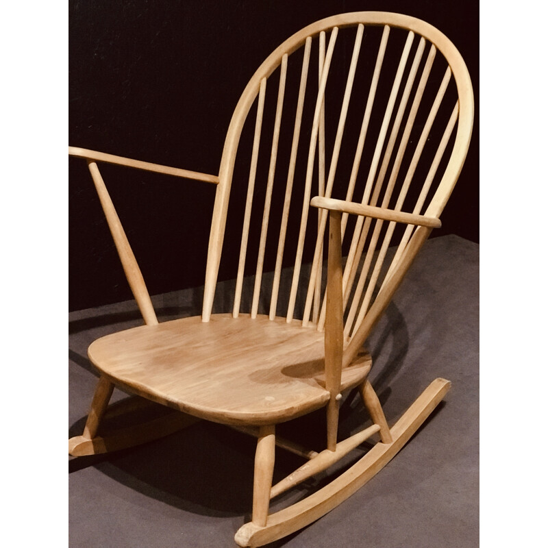 Chaise à bascule vintage en bois d'orme clair par Lucian Ercolani pour Ercol, 1960