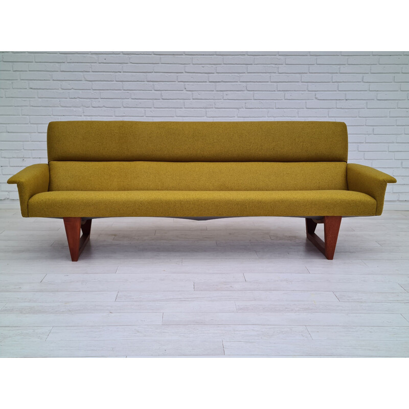 Danish vintage sofa by Illum Wikkelsø, 1960s