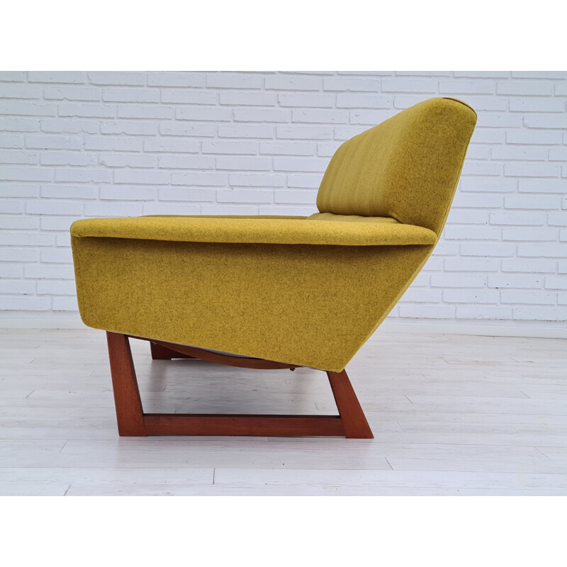 Danish vintage sofa by Illum Wikkelsø, 1960s