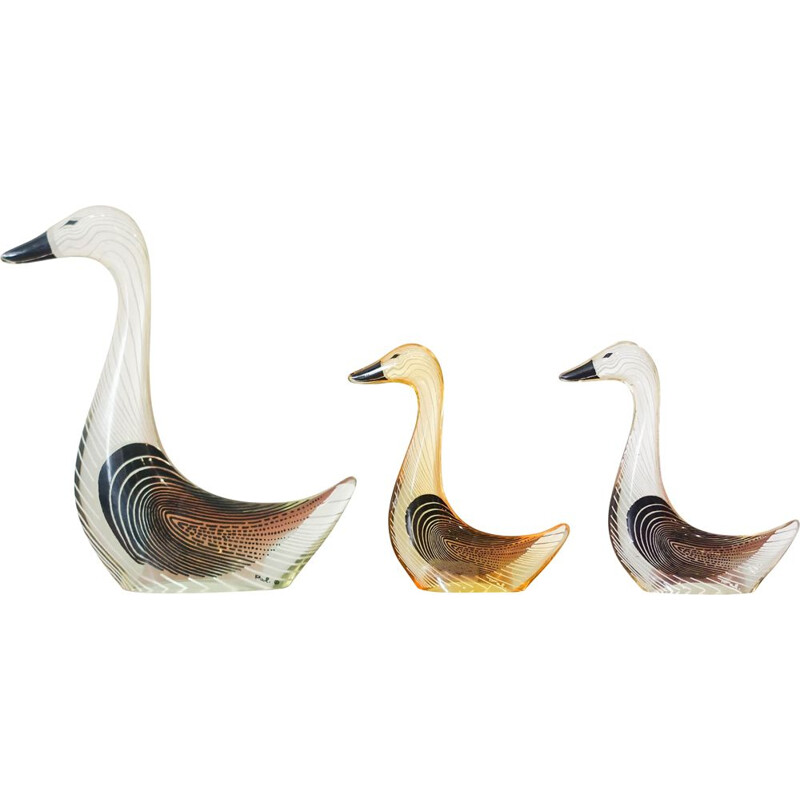 Set of 3 vintage acrylic glass geese by Abraham Palatnik, Brazil 1970