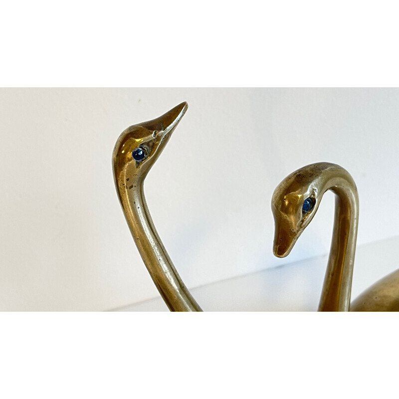 Pair of vintage swans in solid brass