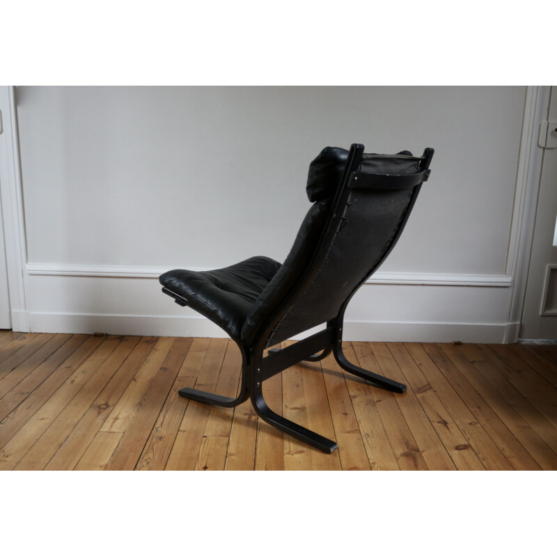 Scandinavian vintage leather armchair by Ingmar Relling