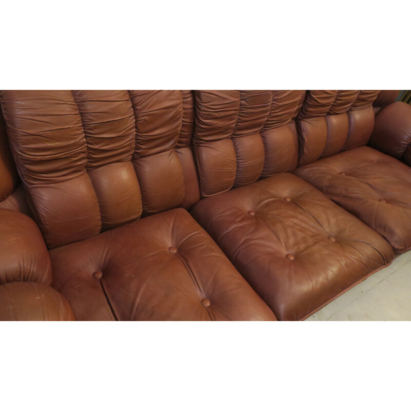 Mid-century Italian leather voluminous sofa, 1970s