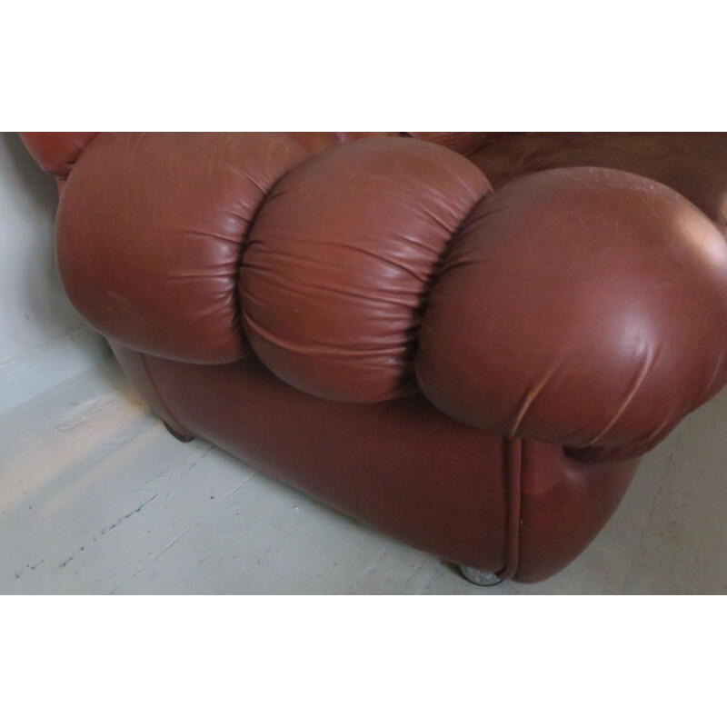 Mid-century Italian leather voluminous sofa, 1970s