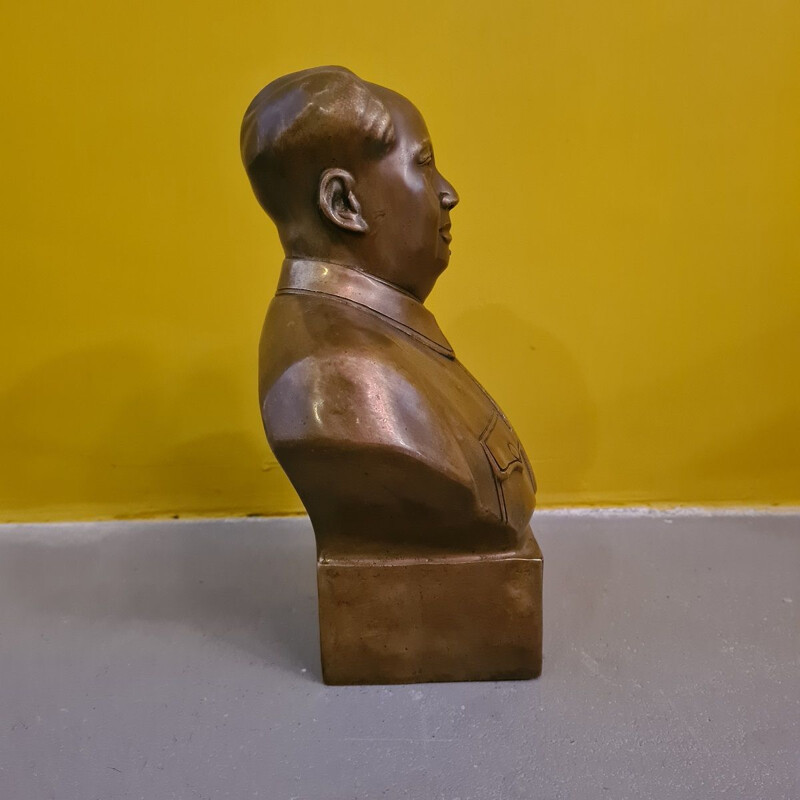 Bronze vintage bust of Mao Zedong