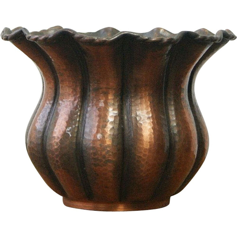 Vintage forged copper planter by Egidio Casagrande for Trydent, Italy 1950