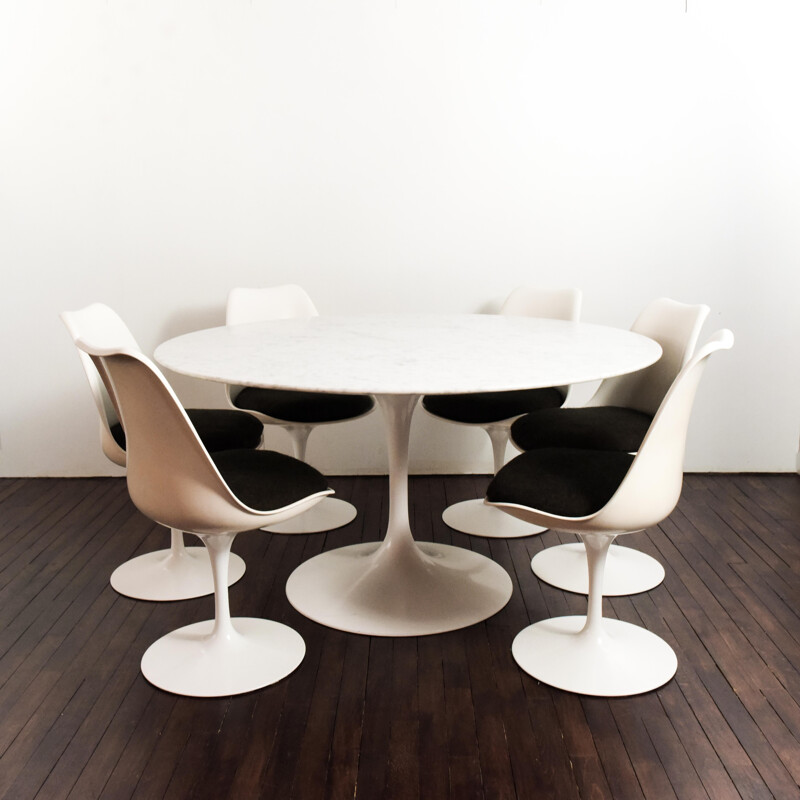 Vintage Saarinen dining set by Knoll International, 1968