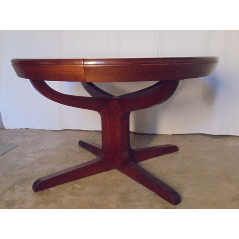 Vintage round extension table with central legs, 1970-1980