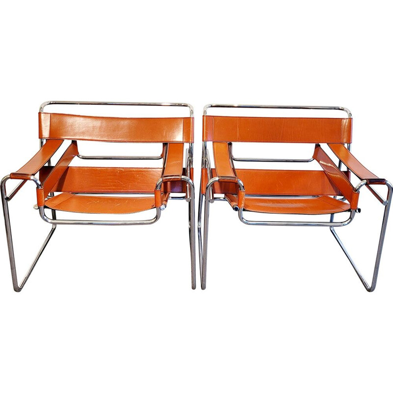 Pair of vintage Wassily armchairs in cognac leather by Marcel Breuer for Gavina