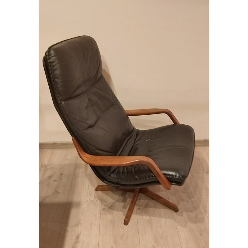 Vintage swivel armchair with footrest by Berg Forniture, Denmark 1970s