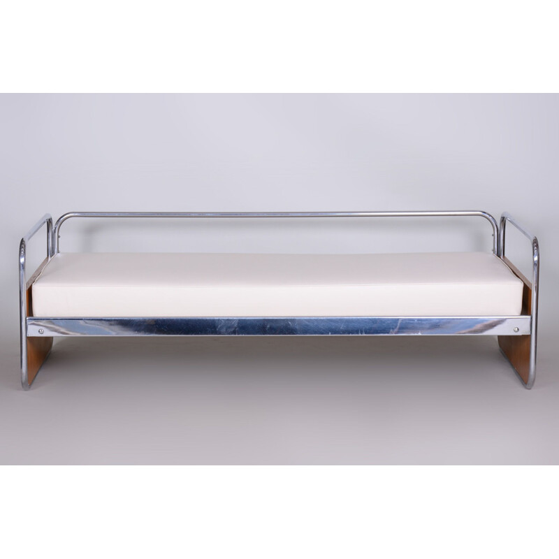 Vintage white Sofa by Gottwald, Czechia 1930s