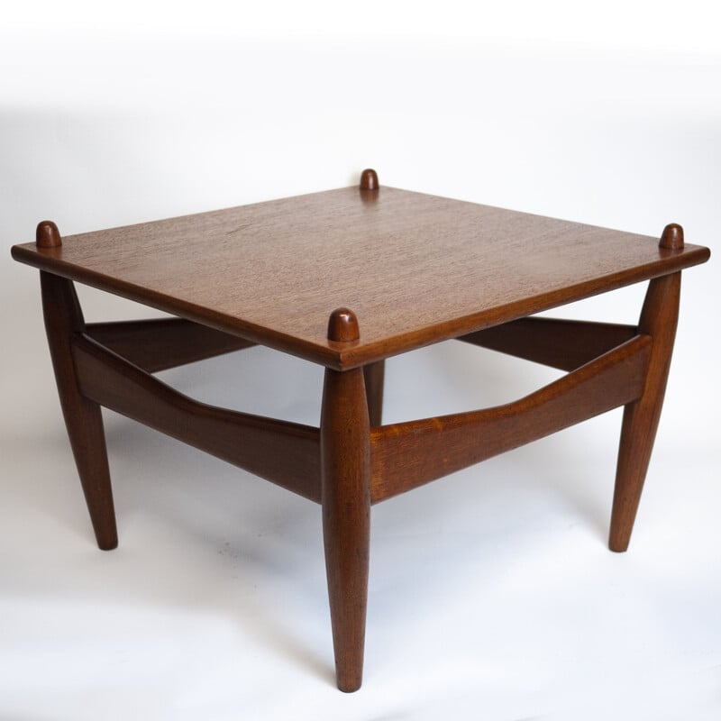 Mesa de café escandinava de teca vintage 272 por Illum Wikkelsø, 1950