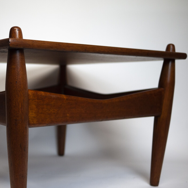 Mid-century scandinavian teak 272 coffee table by Illum Wikkelsø, 1950s