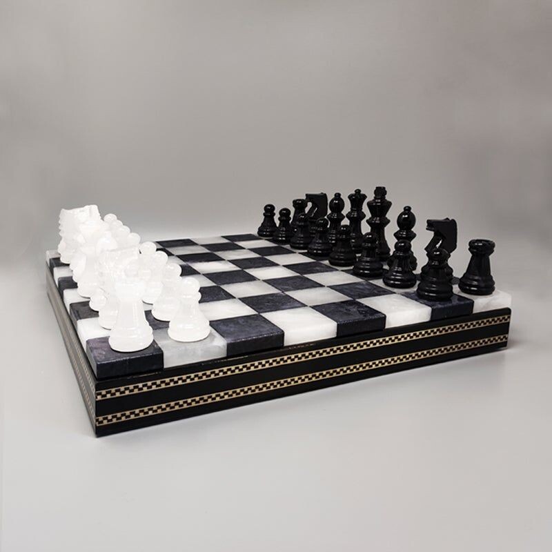 Mid-century black and white chess set in Volterra Alabaster handmade with Box, Italy 1960s