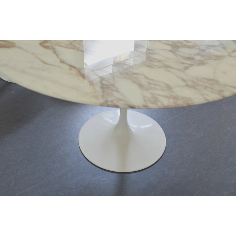 Vintage circular Knoll "Tulip" table, Eero SAARINEN - 1980s