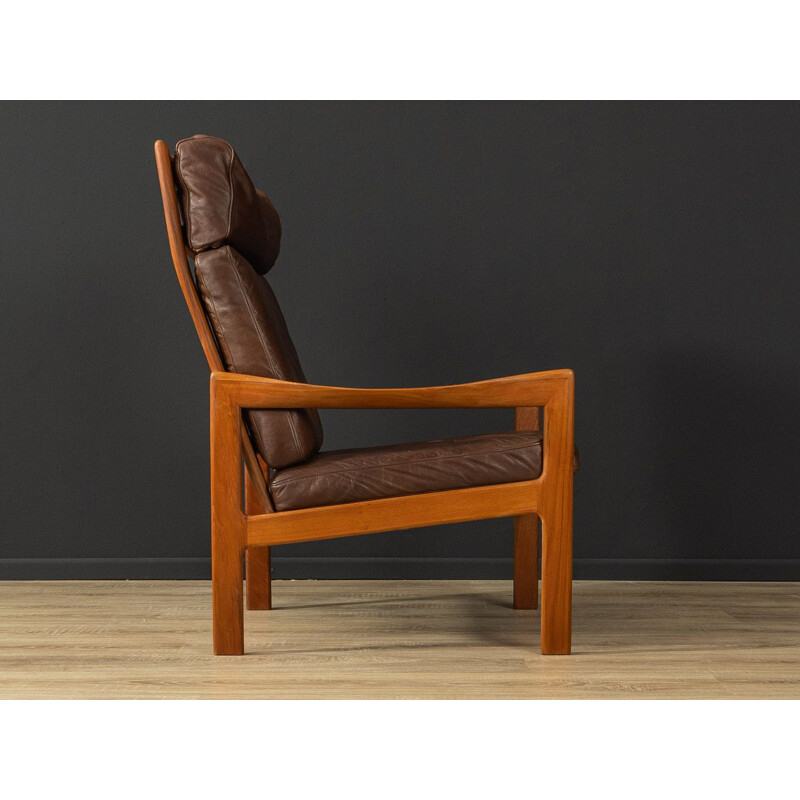 Vintage armchair with footrest by Illum Wikkelsø for N. Eilersen As, Denmark 1960s