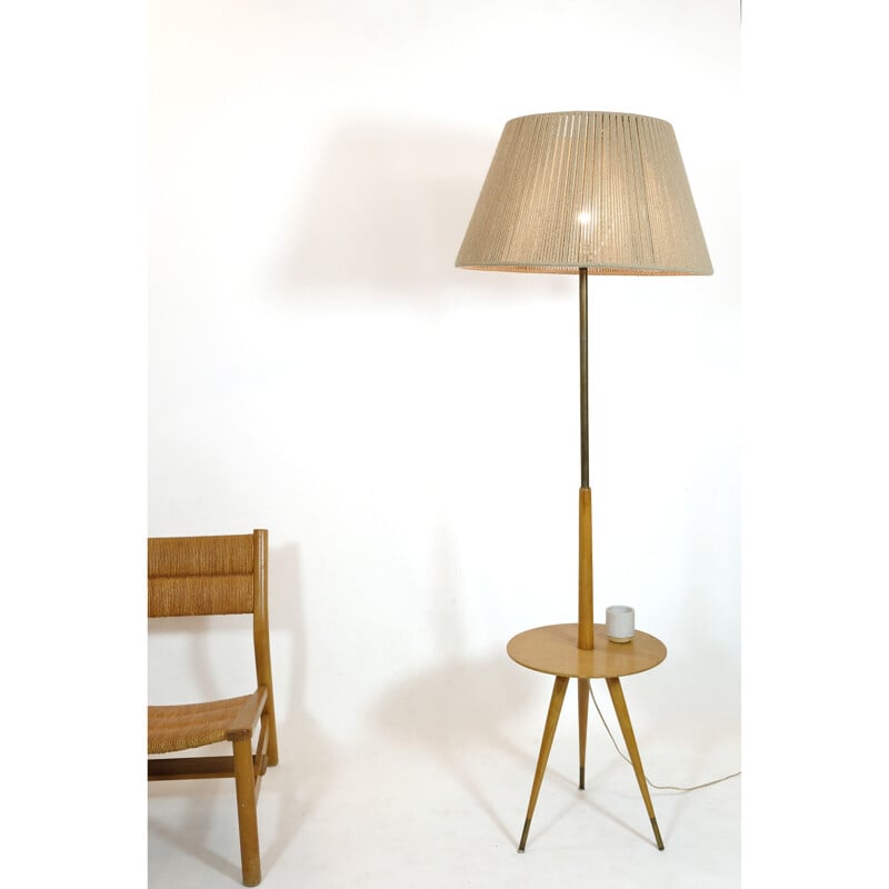 Vintage French tripod floor lamp in light oakwood and brass with shelf, 1950