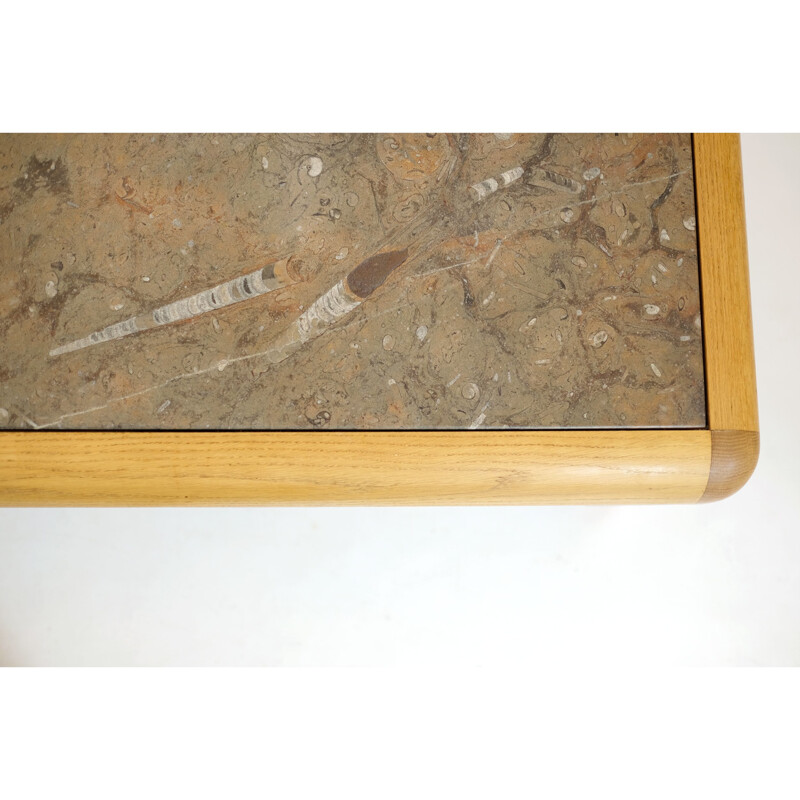 Mesa de centro vintage en piedra fósil y roble dorado de Heinz Lilienthal, 1980