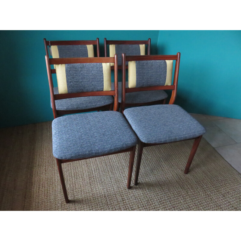 Set of 4 Danish dining chairs in massif rosewood - 1960s