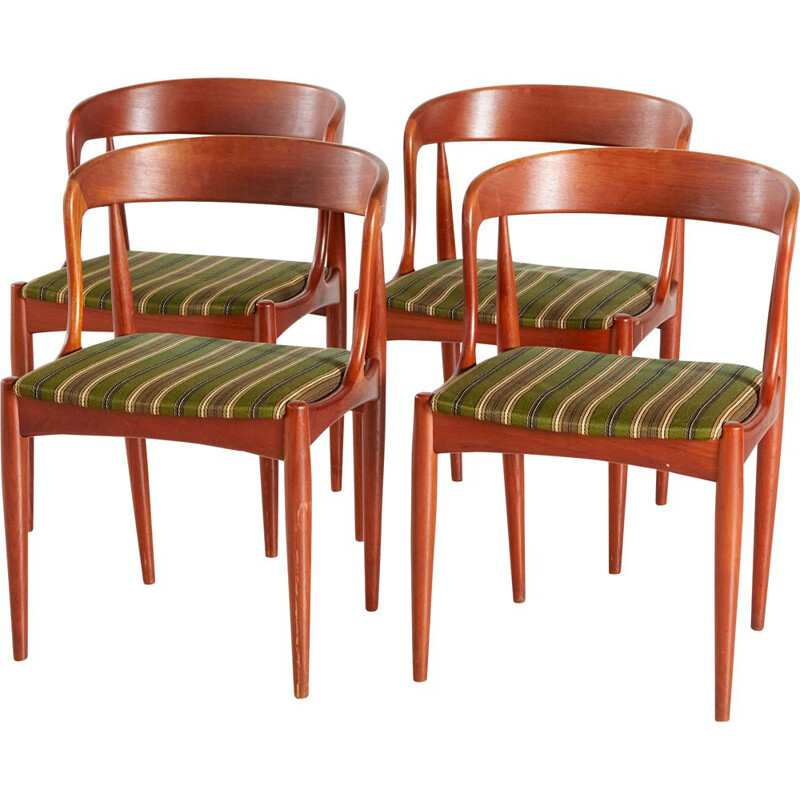 Set of 4 vintage teak chairs model 16 by Johannes Andersen for Uldum, 1950s