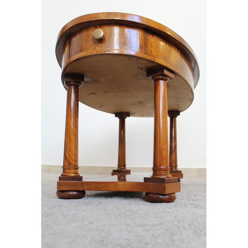 Table basse vintage avec 2 tiroirs latéraux en bois de noyer, Italie 1940