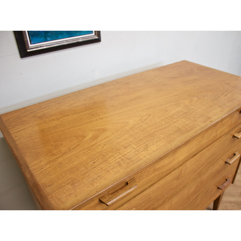 Mid-century walnut chest of drawers by Alfred Cox, UK 1960s