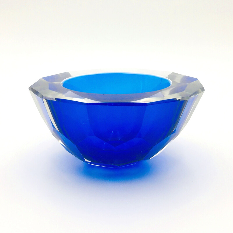 Vintage Sommerso diamond faceted bowl by Alessandro Mandruzzato, Italy 1970s