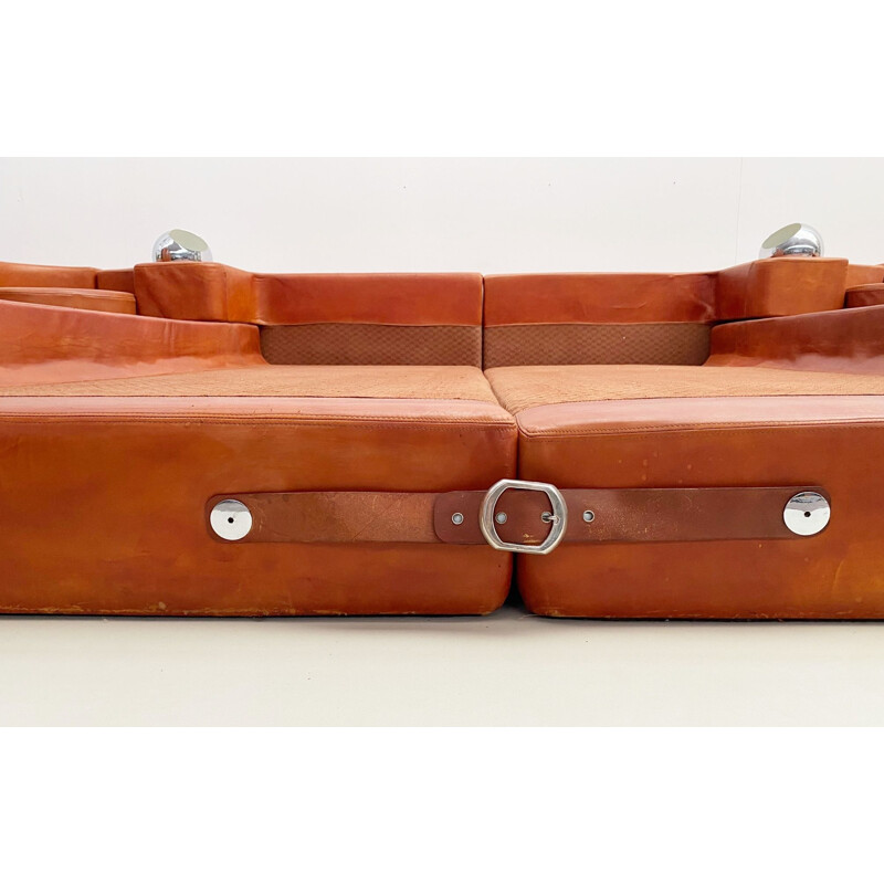 Vintage leather bedroom set by Mariani, Italy 1970s