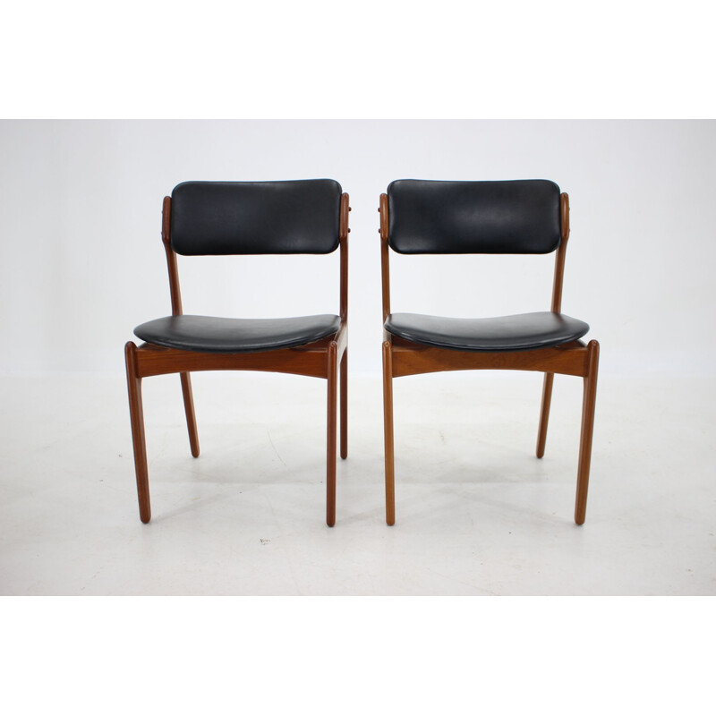 Set of 6 vintage teak dining chairs by Erik Buch, 1960s