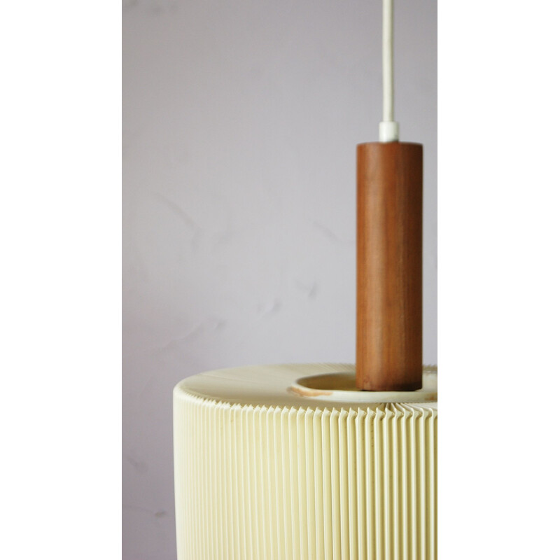 Lámpara colgante vintage de madera de teca, 1950