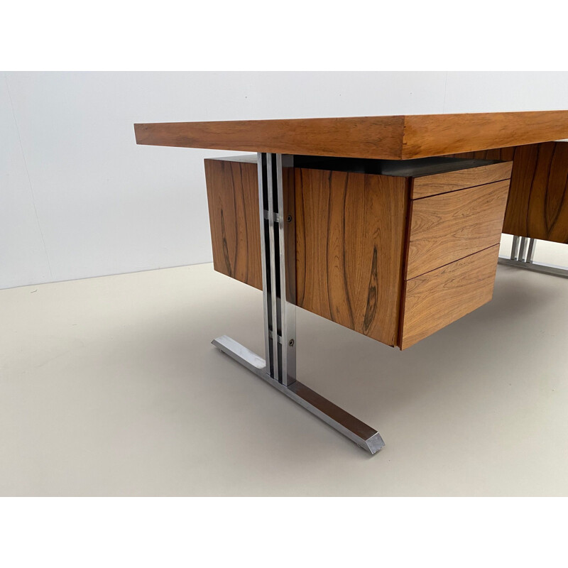 Vintage-Schreibtisch aus Holz, Italien 1970