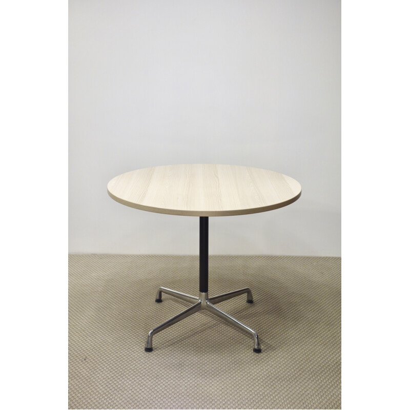 Table vintage en frêne de Charles et Ray Eames par Herman Miller