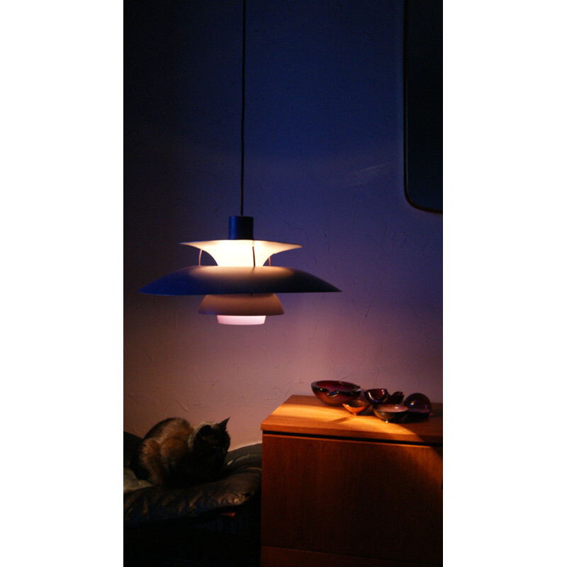 Vintage purple Ph5 pendant lamp by Poul Henningsen for Louis Poulsen