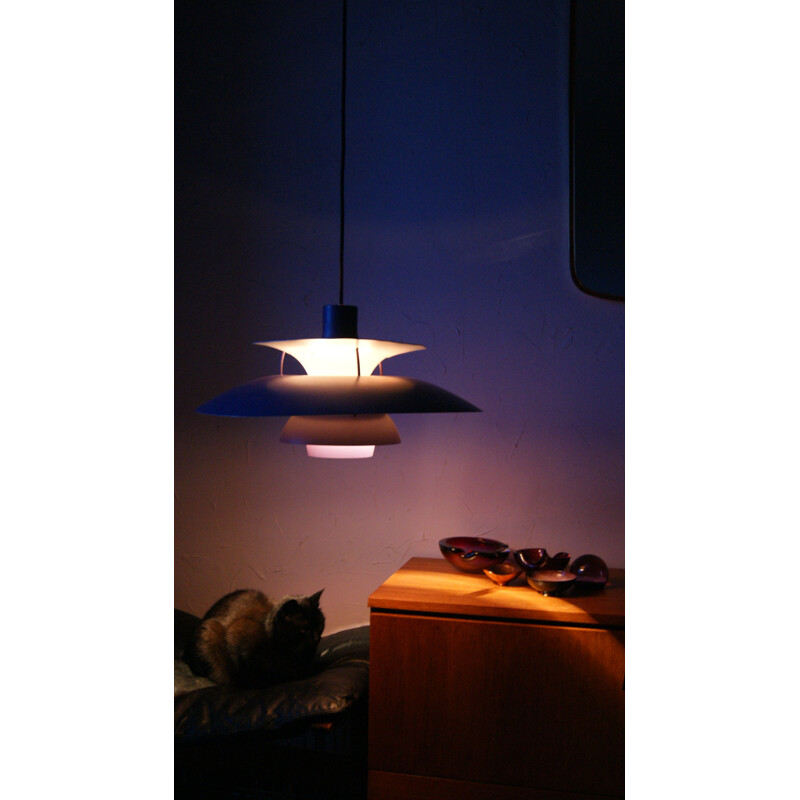 Lámpara de suspensión vintage Ph5 violeta de Poul Henningsen para Louis Poulsen