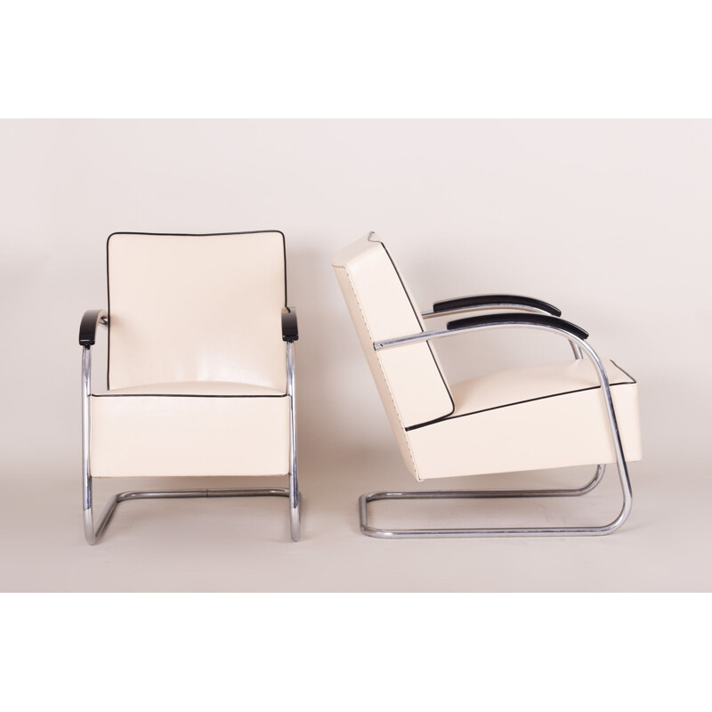 Pair of vintage white Bauhaus armchairs by Mucke Melder, 1930s