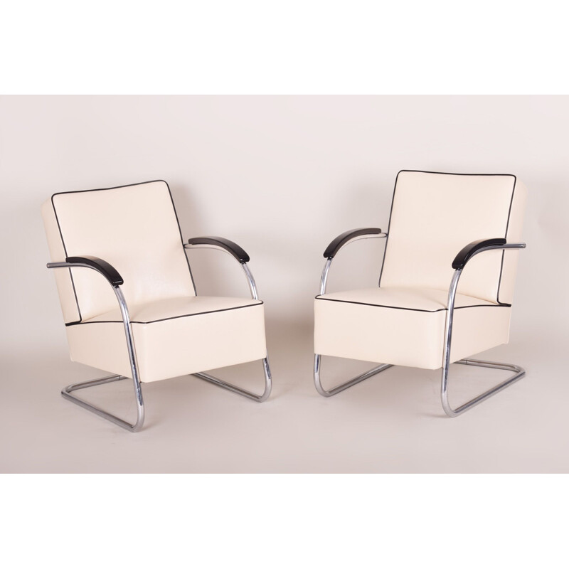 Pair of vintage white Bauhaus armchairs by Mucke Melder, 1930s