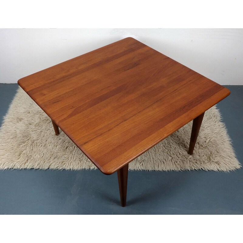 Vintage Danish coffee table in solid teak - 1960s