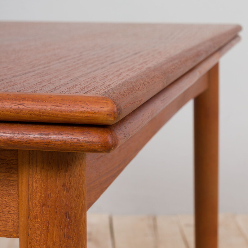 Danish vintage teak dining table with two hidden leaves, 1960s