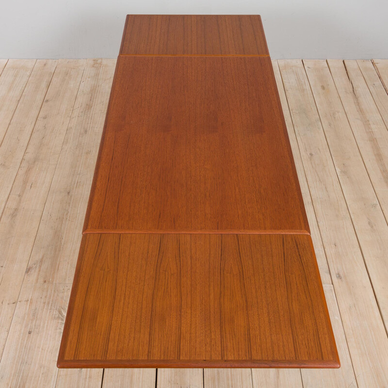 Danish vintage teak dining table with two hidden leaves, 1960s